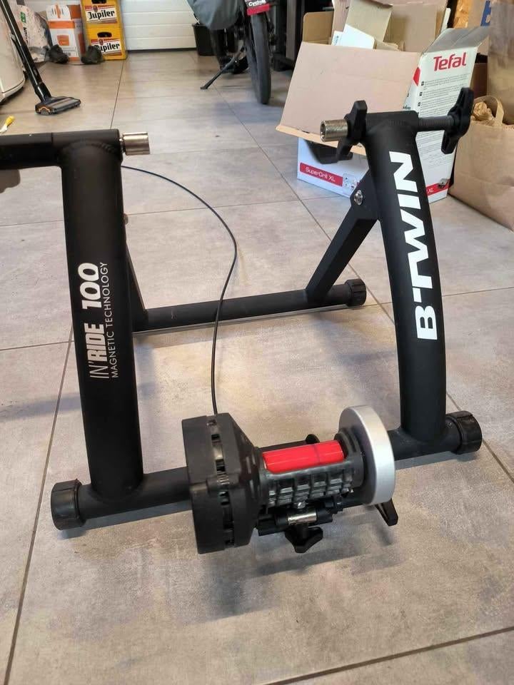 Rollentrainer, Sport en Fitness, Wielrennen, Zo goed als nieuw, Overige typen, Ophalen