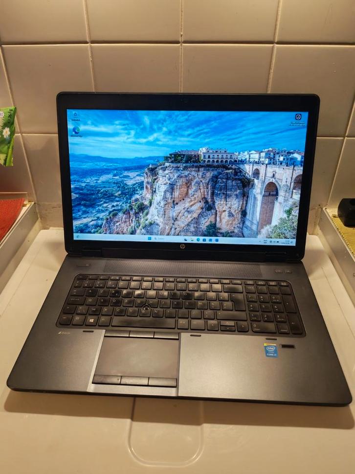 HP ZBook G2 17”  workstadion laptop windows 11, Informatique & Logiciels, Ordinateurs portables Windows, Utilisé, 17 pouces ou plus