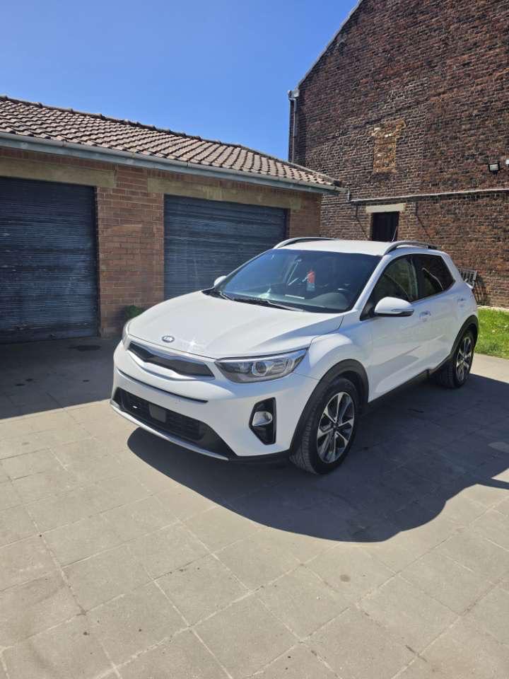 Kia stonic prete a immatriculer garantie, Bluetooth, Achat, Entreprise, Boîte manuelle