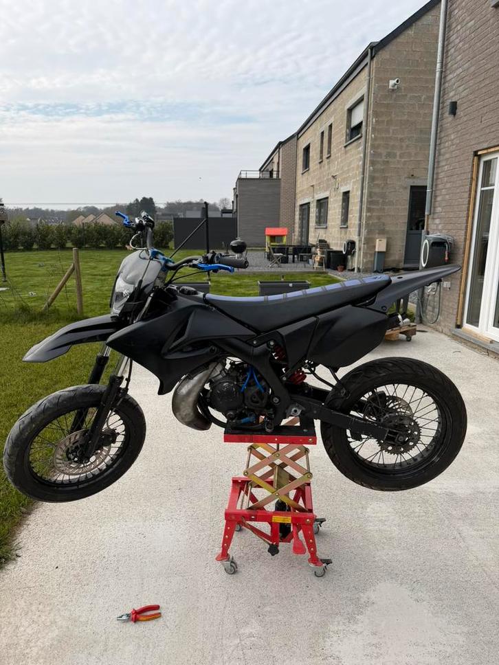 yamaha dt 50, Vélos & Vélomoteurs, Cyclomoteurs | Derbi, Comme neuf, Enlèvement