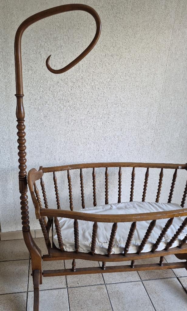 vintage babywiegje, Kinderen en Baby's, Ophalen, Gebruikt, Wieg