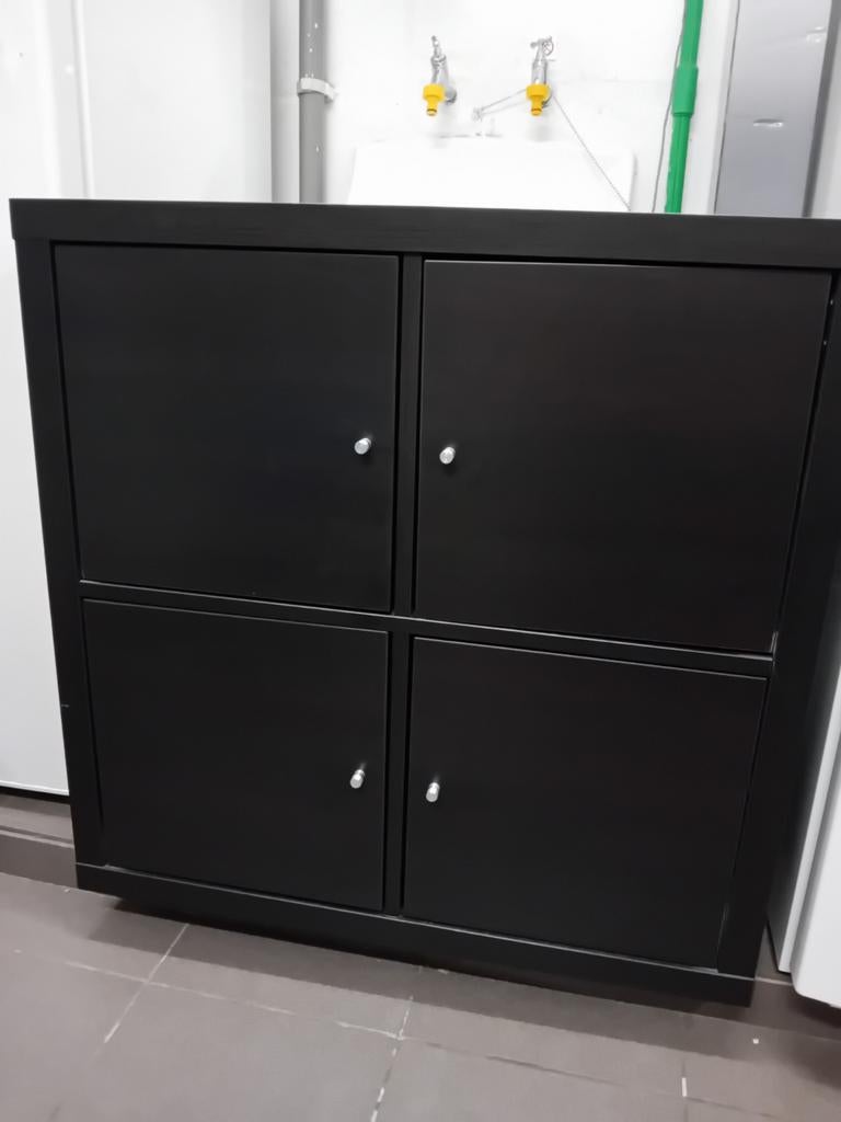 Ikea kast, Ophalen