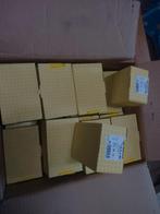 24 dozen x 25 nylon haringen van 12 mm, Doe-het-zelf en Bouw, IJzerwaren en Bevestigingsmiddelen, Ophalen, Pluggen