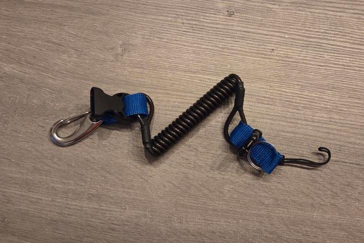 Bevestingsgesp duikmateriaal, Sports nautiques & Bateaux, Plongée, Comme neuf, Lampe de plongée, Enlèvement ou Envoi