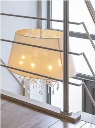 Kroonluchter met lampenkap, Ophalen