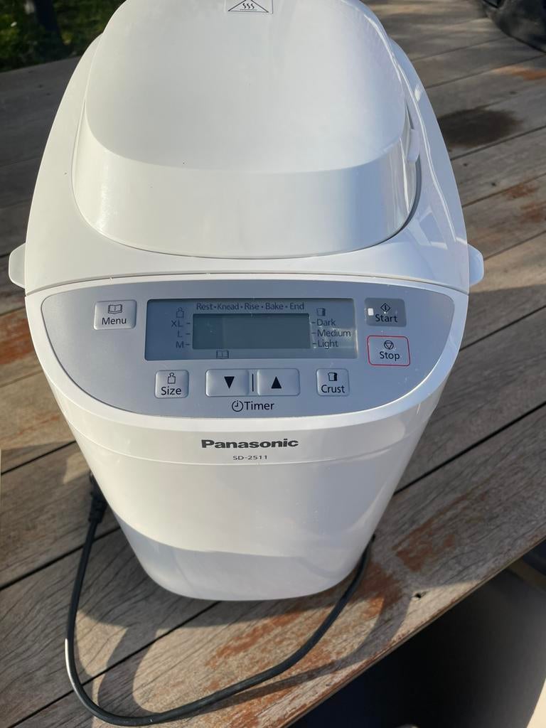 Machine à pain panasonic sd25-11, Elektronische apparatuur, Broodbakmachines, Ophalen, Zo goed als nieuw