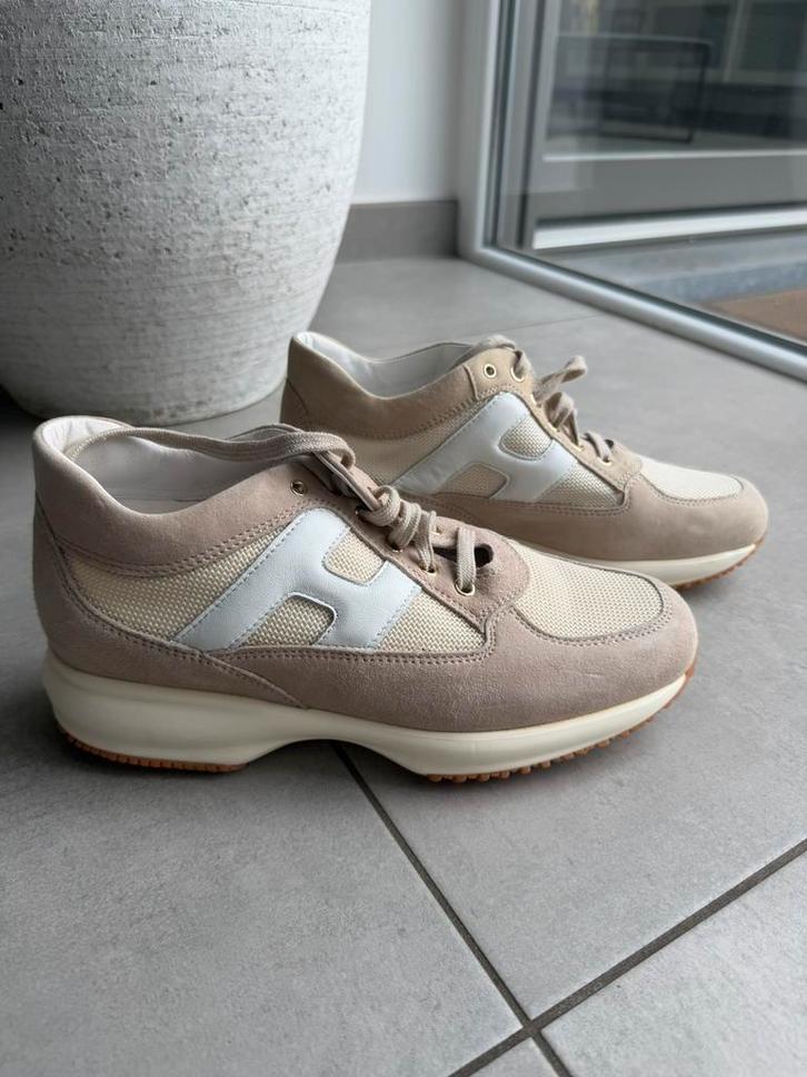 Hogan Femme 39 Beige & Blanc, Vêtements | Femmes, Chaussures, Comme neuf, Blanc, Enlèvement