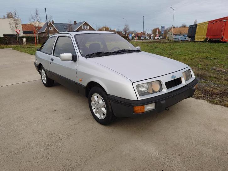 Ford Sierra Mk1 2.0iS RS pack, Auto's, Ford, Particulier, Sierra, Benzine, Coupé, 3 deurs, Handgeschakeld, Zilver of Grijs, Stof