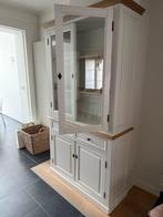 Kast 250 euro + tafel en stoelen 300 euro (samen of apart), Ophalen, Gebruikt, 200 cm of meer, Landelijk