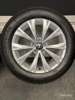 17” originele Volkswagen Tiguan 5NA velgen + winterbanden, Auto-onderdelen, Banden en Velgen, -, -, Banden en Velgen, 17 inch