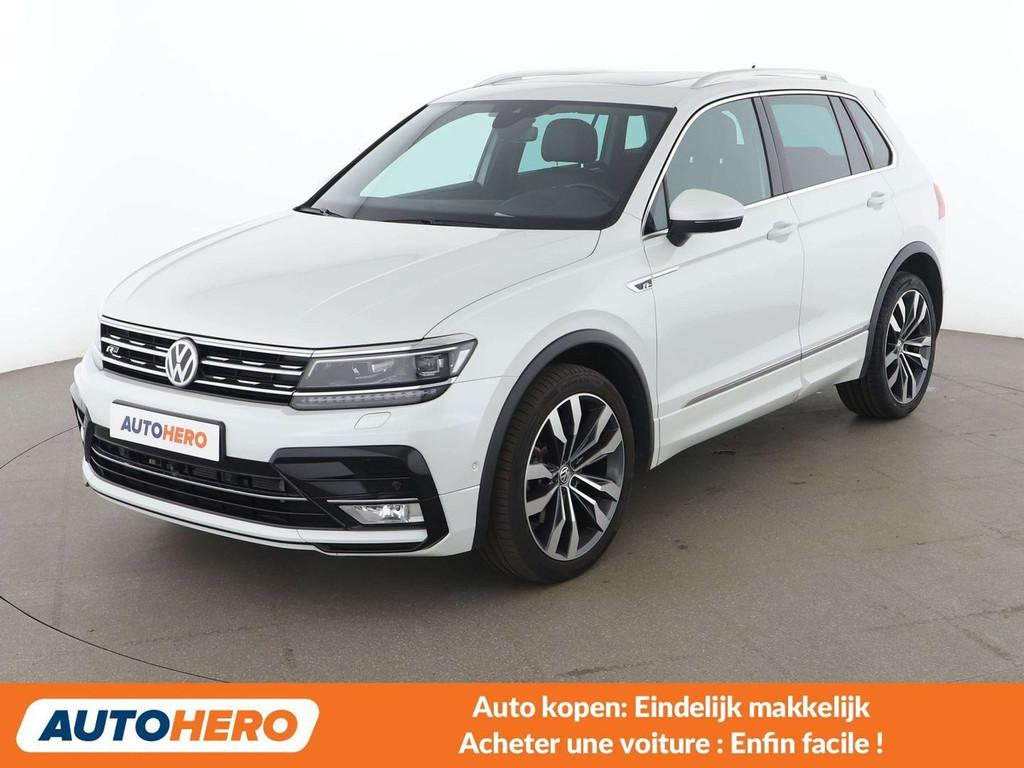 Volkswagen Tiguan 2.0 TSI Highline 4Motion BlueMotion Tech, Auto's, Automaat, Gebruikt, Zwart, 1984 cc