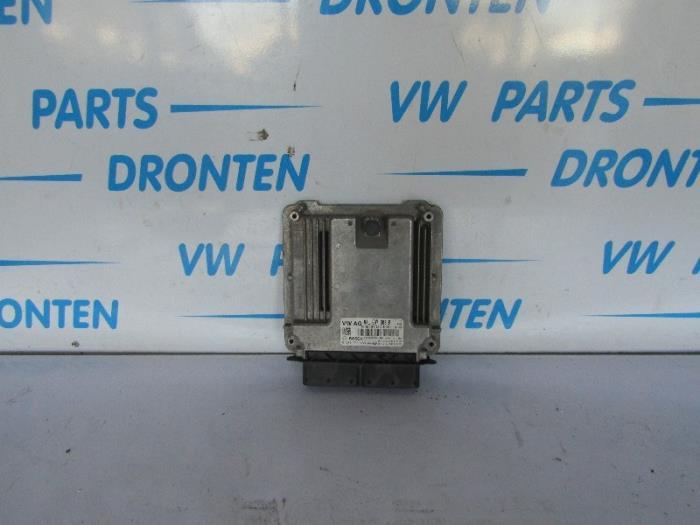 Boordcomputer van een Volkswagen Tiguan, Auto-onderdelen, Elektronica en Kabels, Volkswagen, Gebruikt, 3 maanden garantie, Ophalen of Verzenden