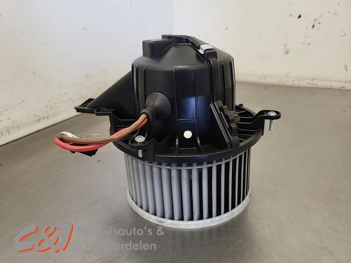 Kachel Ventilatiemotor van een Mercedes V-Klasse, Gebruikt, -, Ophalen of Verzenden, -