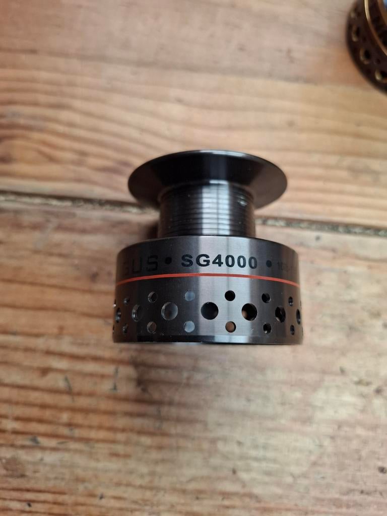 PENN SARGUS SG4000 spoel nieuw, Ophalen of Verzenden