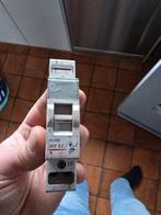 Voorkeurschakelaar, Doe-het-zelf en Bouw, Ophalen