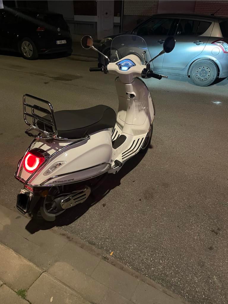 Vespa Primavera Euro 5, Enlèvement, Comme neuf