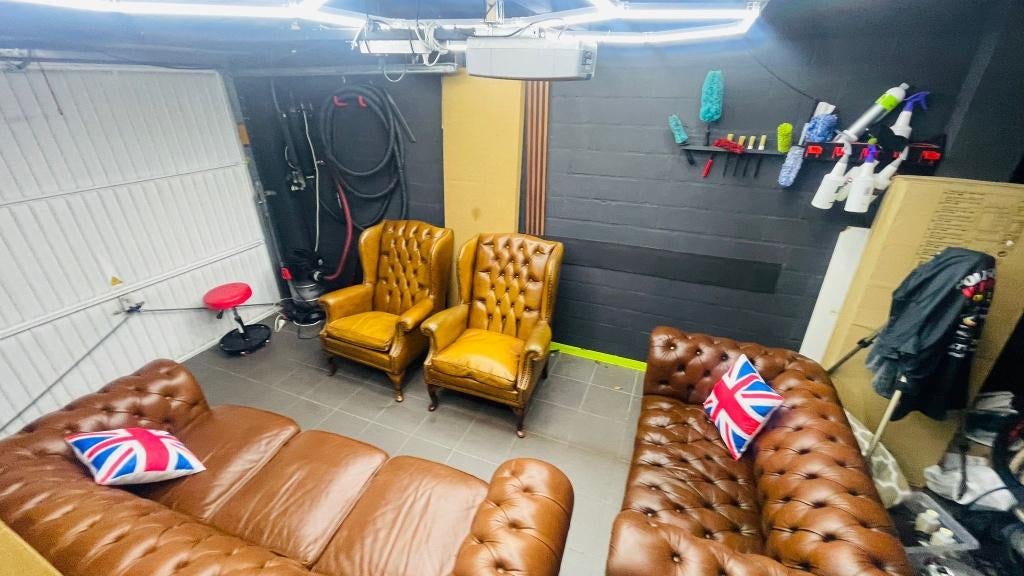 VOLLEDIGE  CHESTERFIELD ZELDZAME BERGERE RADICE BANK 7-ZITS, Ophalen, Gebruikt, Leer