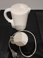 Bouilloire électrique sans fil de couleur blanc., 1 à 2 litres, Enlèvement, Comme neuf, Sans fil