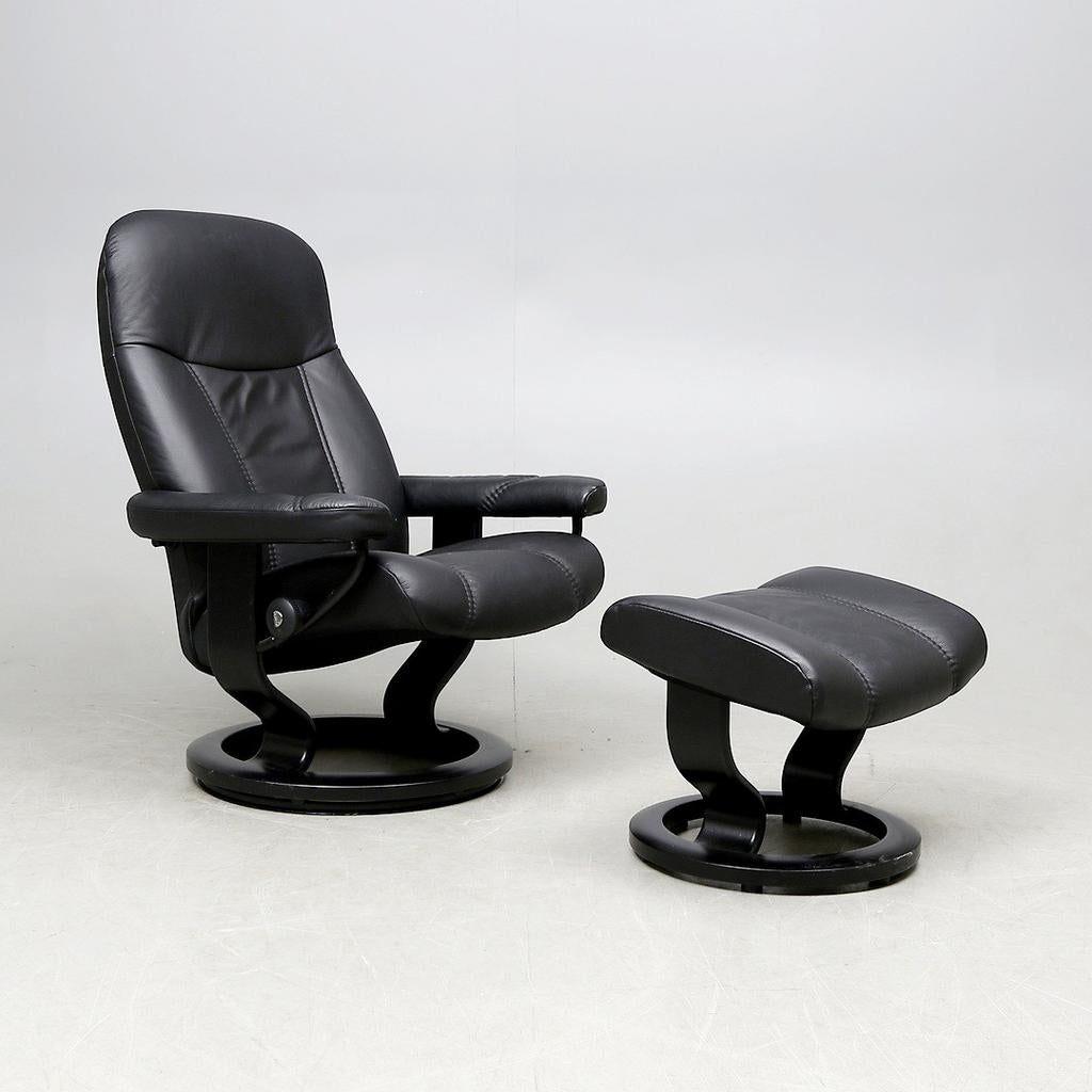 Lederen stressless fauteuil met ottoman, Huis en Inrichting, Fauteuils, Ophalen