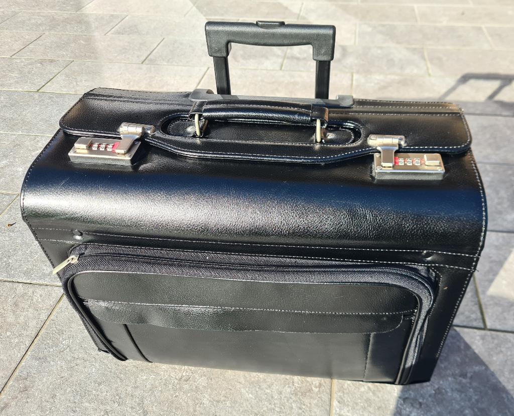 Pilotenkoffer, Handtassen en Accessoires, Koffers, Ophalen, Zo goed als nieuw