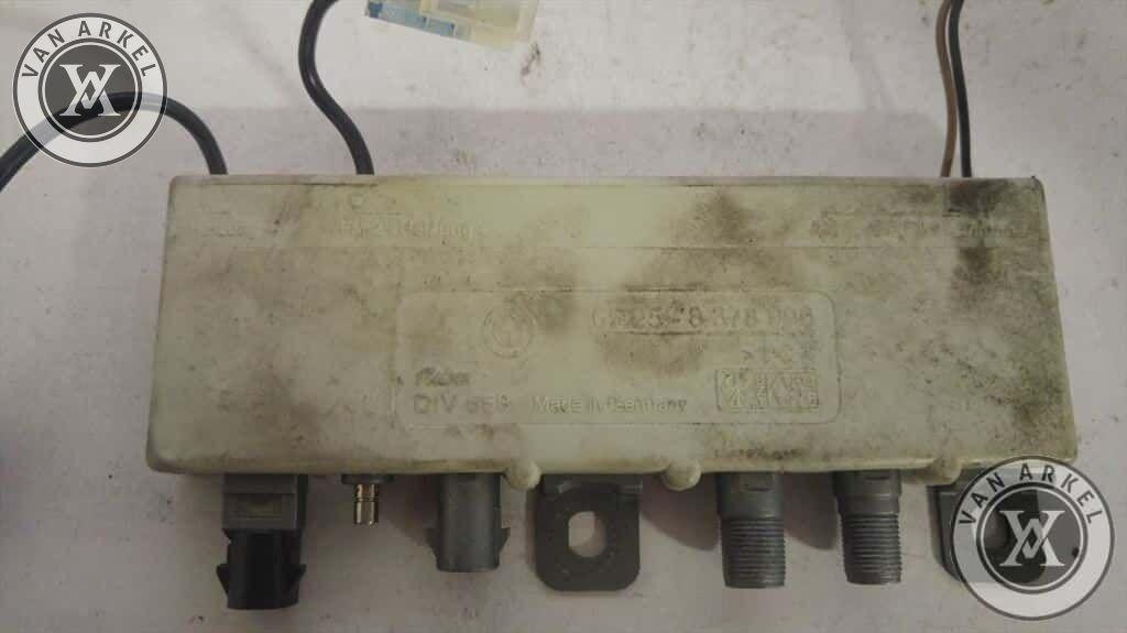 Bmw 5, 7 Serie E38, E39 Fm antenneversterker, Ophalen of Verzenden, -, -, -