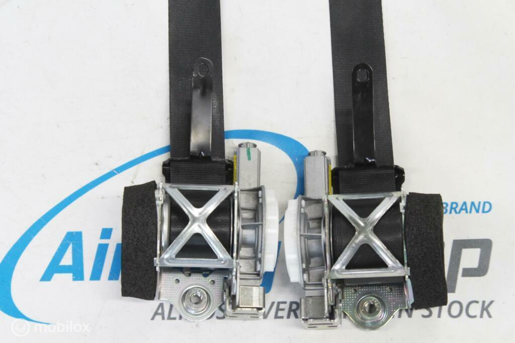 2 x ceintures Ford Fiesta MK7 (2008-....)