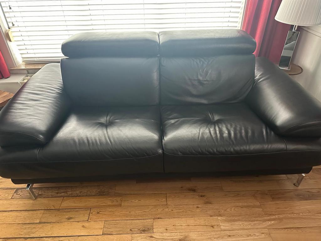 Modern salon met uitstekende reputatie, Ophalen, Zo goed als nieuw