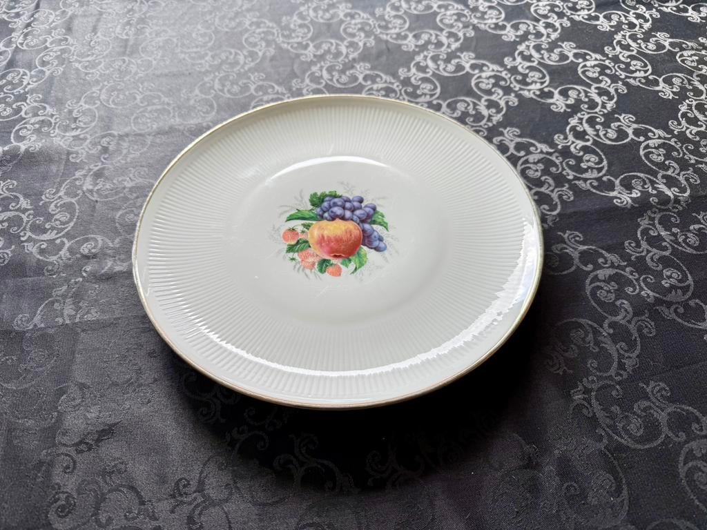Assiette ancienne en Winterling, marque allemande de qualité, Maison & Meubles, Cuisine | Vaisselle, Comme neuf, Céramique, Enlèvement ou Envoi