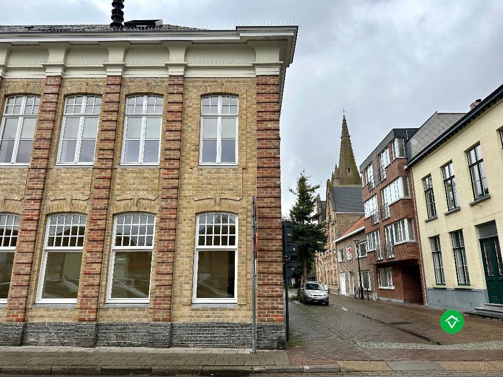 Ondergrondse garage (18,75m²) in centrum Gistel te koop, Immo, Garages & Places de parking, Province de Flandre-Occidentale