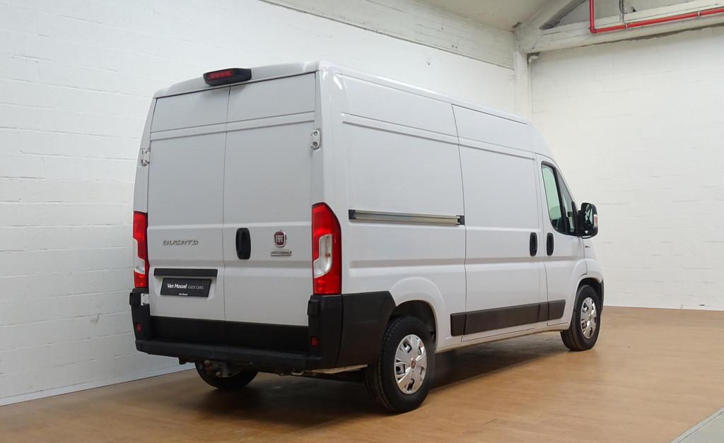 Fiat Ducato 2.2d L2H2 Automaat, Auto's, Stof, Zwart, Wit, Bedrijf