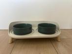 Verhoogde voerbak hond/kat met 2 keramische bakjes – nieuw, Dieren en Toebehoren, Ophalen, Anti-knoei, Nieuw