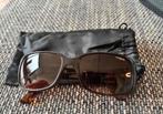 Lunettes de soleil marron foncé Vogue, Enlèvement ou Envoi, Comme neuf, Brun, Lunettes de soleil