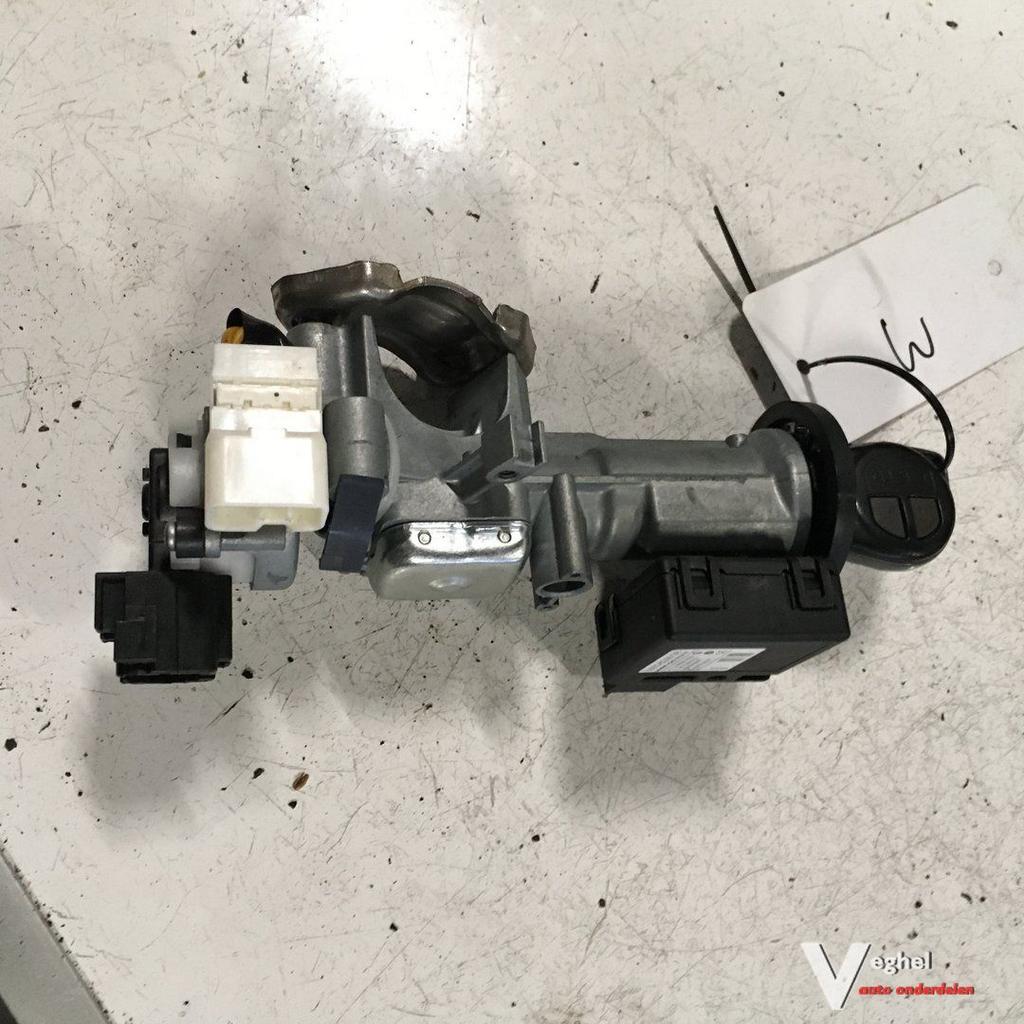 Fiat Sedici / Suzuki sx4 1.6 2008 Wagennr 2100263 Contactslo, -, Utilisé, -, -