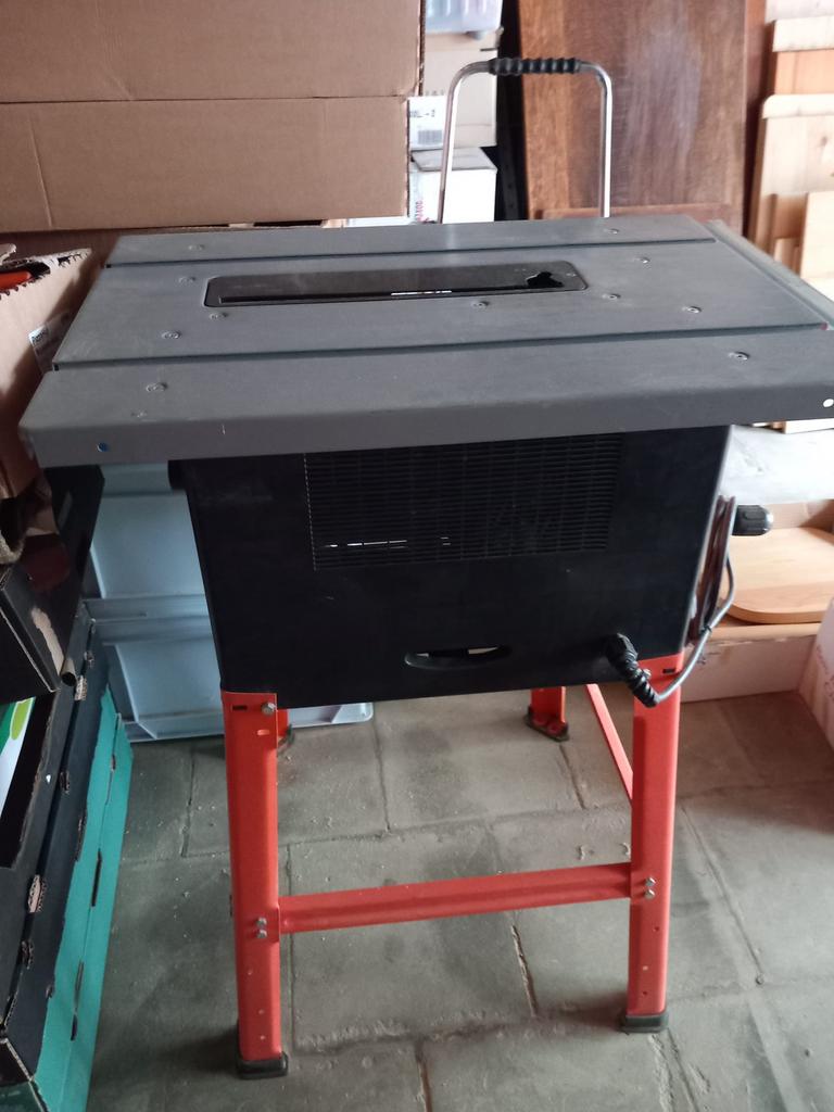 Scie circulaire ATIKA, Enlèvement, Comme neuf