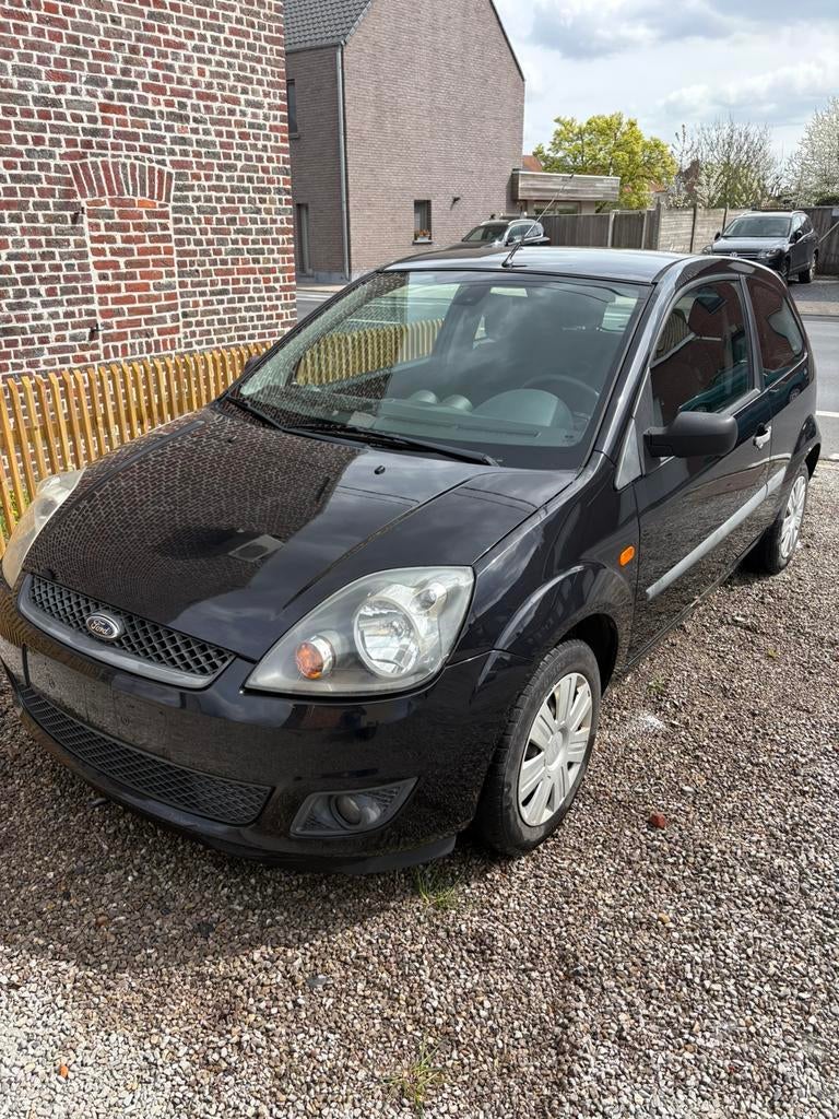 Ford fiesta benzine LEZ vrij!, Autos, Ford, Particulier, Essence, Euro 4, Enlèvement