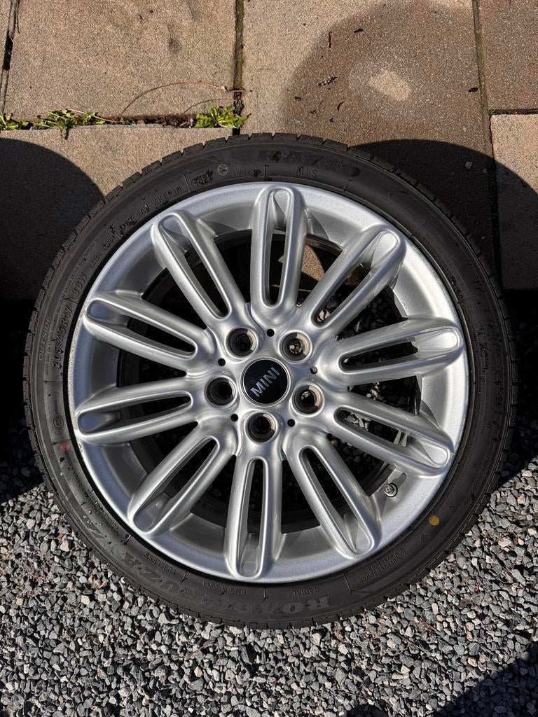 Jantes MINI Cooper S  17" Tentacle Spoke pneus avant neuf, Auto-onderdelen, Banden en Velgen, Banden en Velgen, 17 inch, 205 mm