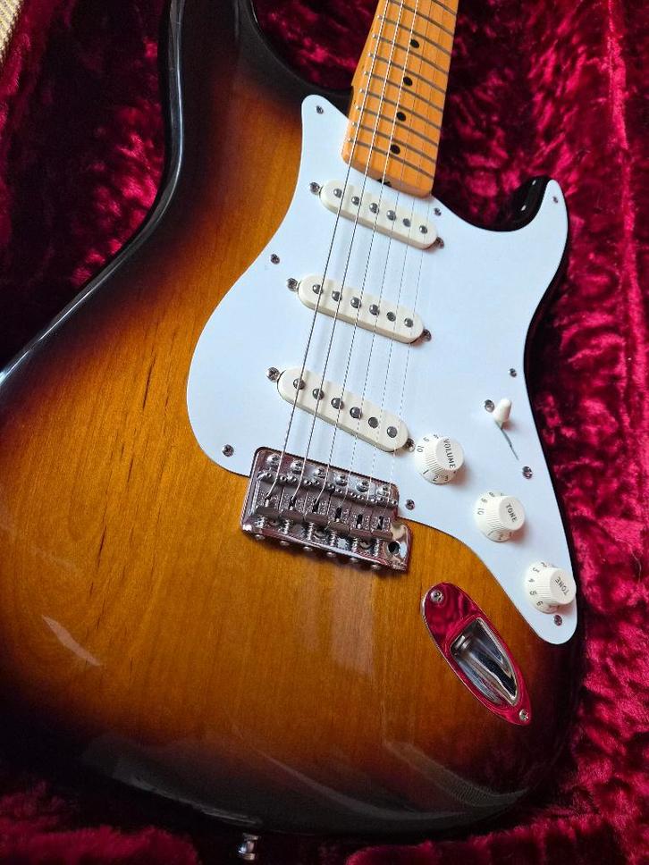 Fender Stratocaster American Vintage 2009, Musique & Instruments, Instruments à corde | Guitares | Électriques, Comme neuf, Solid body
