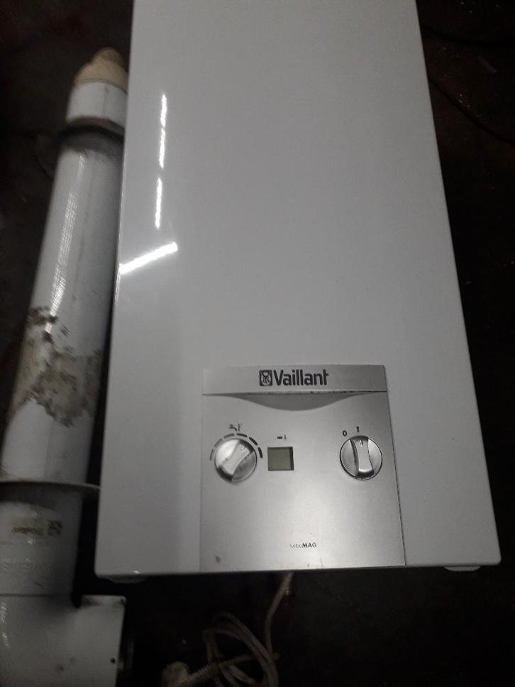 chauffe eau gaz VAILLANT TURBOMAG pieces ou rép, Bricolage & Construction, Chauffe-eau & Boilers, Comme neuf, Chauffe-eau, Gaz naturel