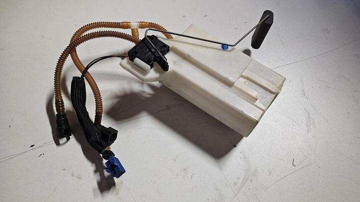 Brandstofpomp Benzinepomp BMW Z4 serie E89 7206778 161473630, Autos : Pièces & Accessoires, Électronique & Câbles, Utilisé, Origine de la pièce connue