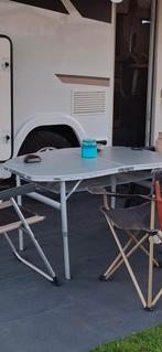 Lichte kampeertafel voor 4 personen, Ophalen