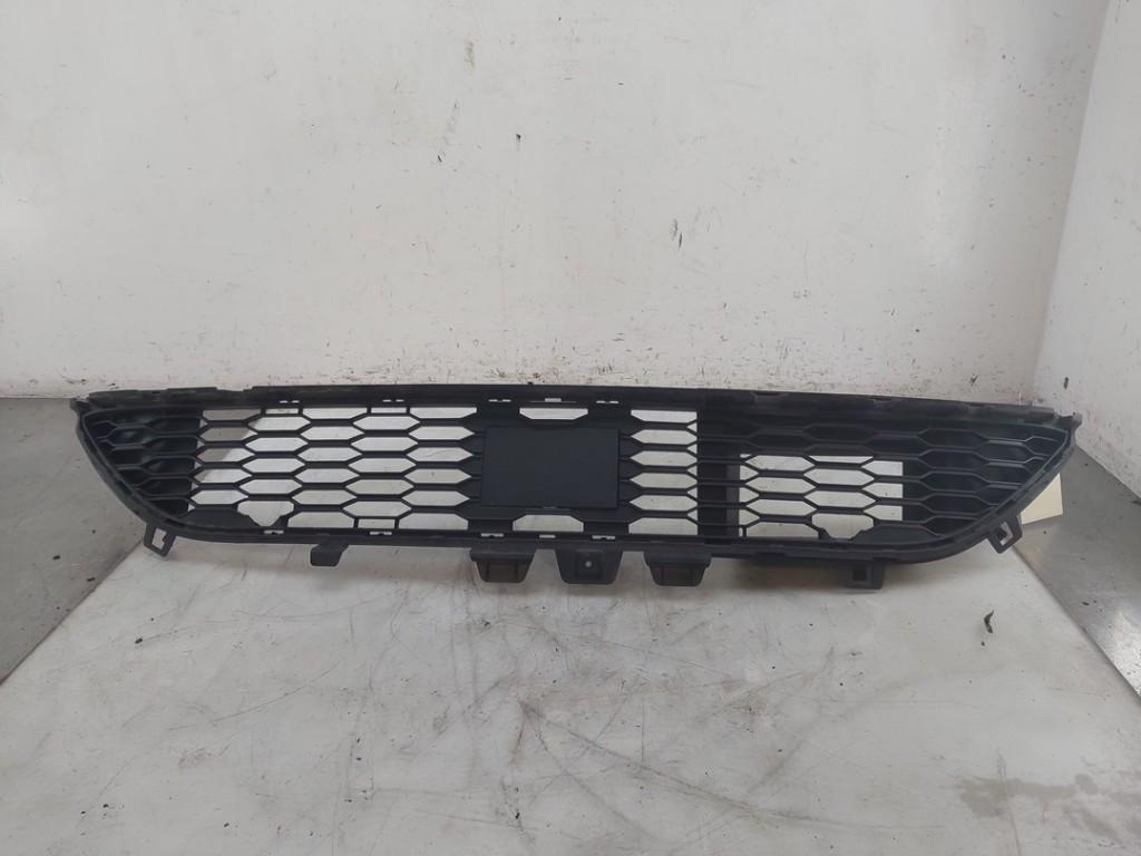 GRILLE DE PARE-CHOCS Sandero III (|622542623R|628160226R|), Dacia, Dhr. J. Ham, Administratie@autoham.nl, Utilisé