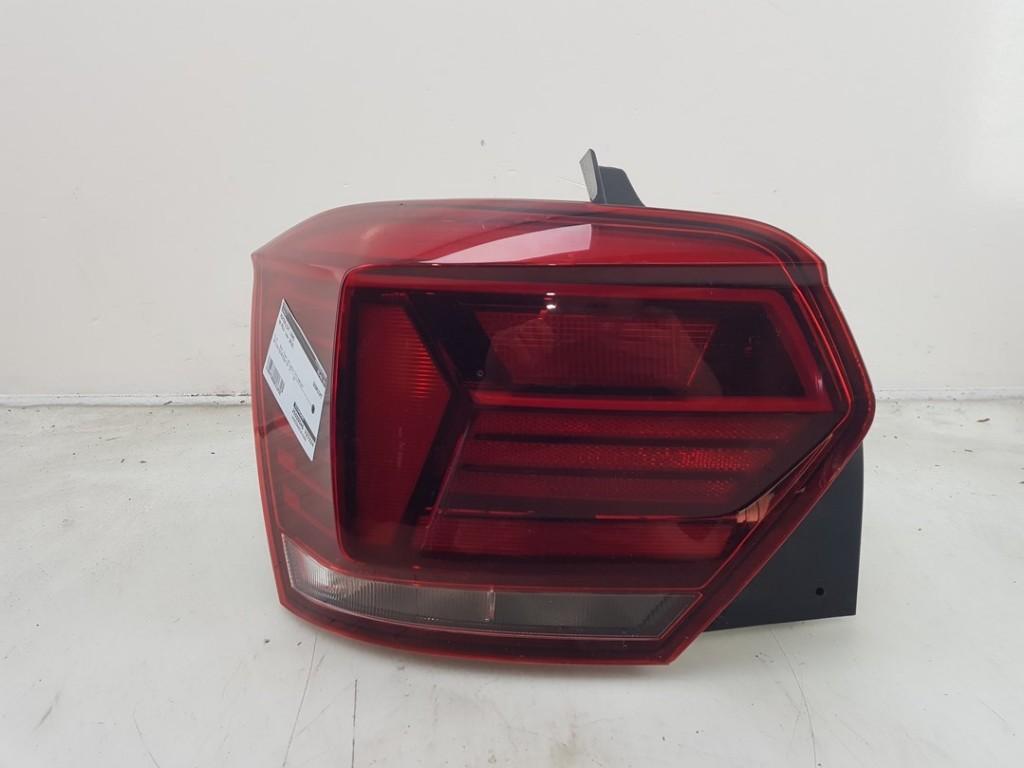FEU ARRIÈRE GAUCHE Volkswagen Polo VI (AW1), Utilisé, Volkswagen