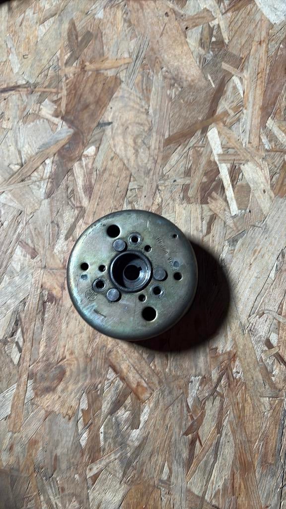 vliegwiel yamaha aerox, Ophalen