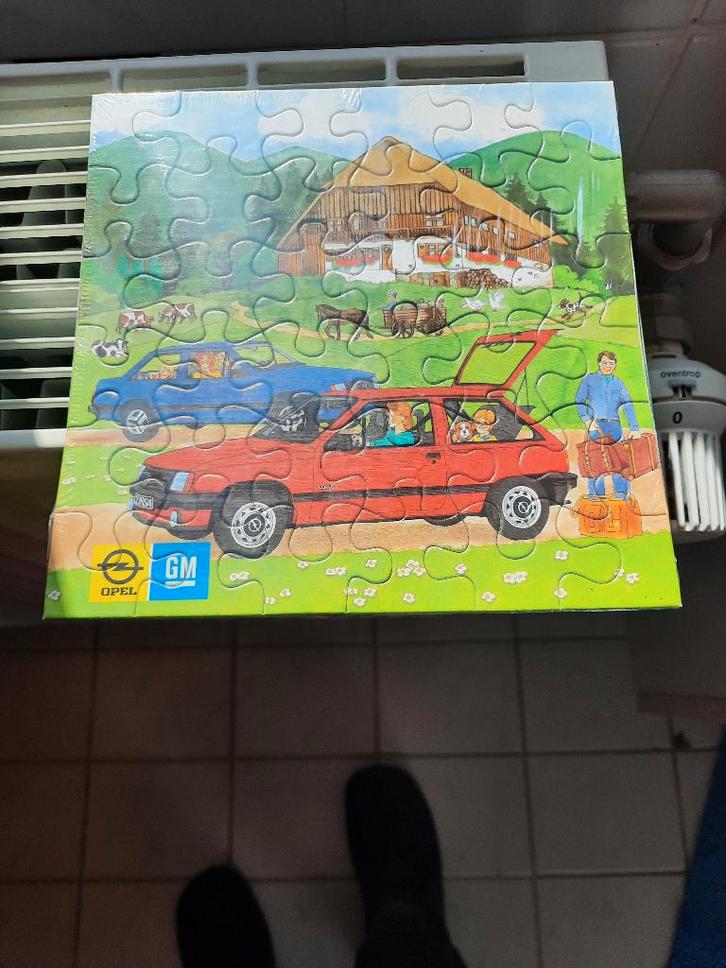 Vintage Opel Corsa A Puzzel  Jaren '80 Promotie, Livres, Autos | Brochures & Magazines, Neuf, Opel, Enlèvement ou Envoi