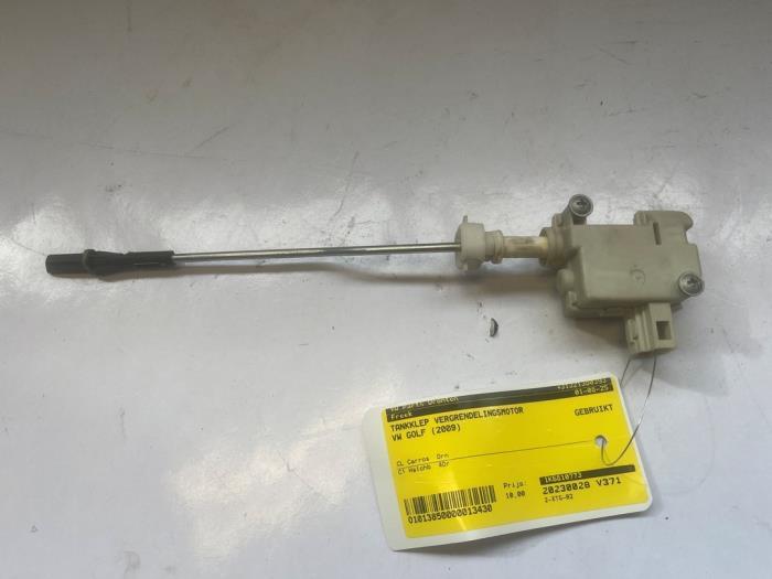 Moteur de verrouillage clapet réservoir d'un Volkswagen Gol, Volkswagen, -, 3 mois de garantie, Utilisé