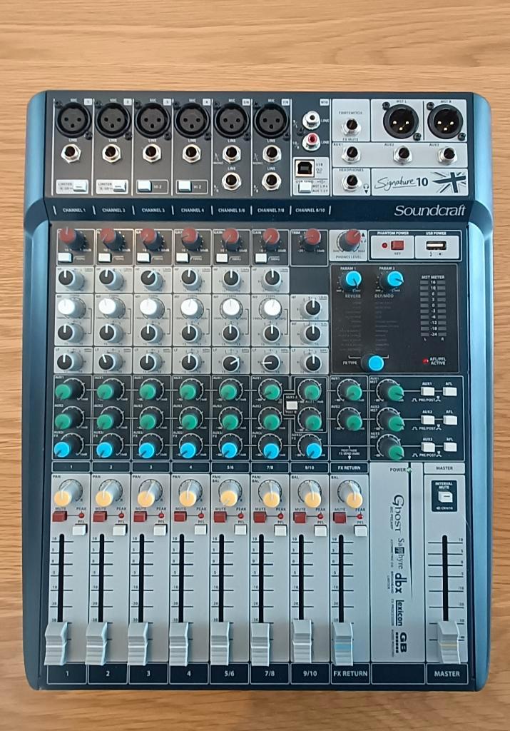 Soundcraft signature 10, Muziek en Instrumenten, Mengpanelen, Zo goed als nieuw, 5 tot 10 kanalen, Ophalen of Verzenden