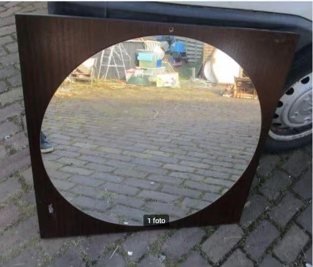 Leuke ronde Spiegel op houten paneel - 75x75, Ophalen of Verzenden, Zo goed als nieuw