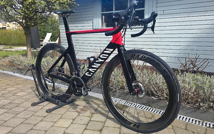 Canyon Aeroad CF SL 7 Disc + Carbon Wheels, Fietsen en Brommers, Fietsen | Racefietsen, Zo goed als nieuw, Carbon, 53 tot 57 cm