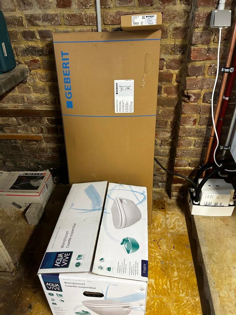 Pack WC suspendu Geberit, Doe-het-zelf en Bouw, Ophalen, Nieuw