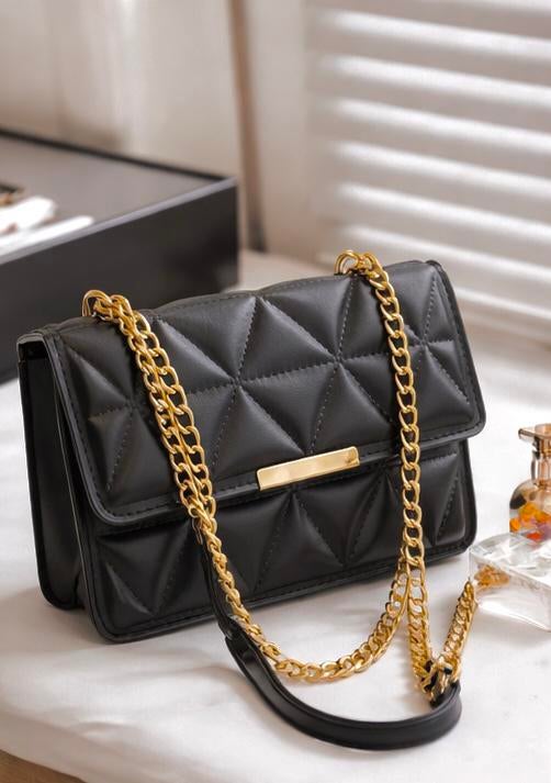 Sac noir matelassé chaîne dorée  tendance chic, Ophalen of Verzenden, Zo goed als nieuw, Zwart